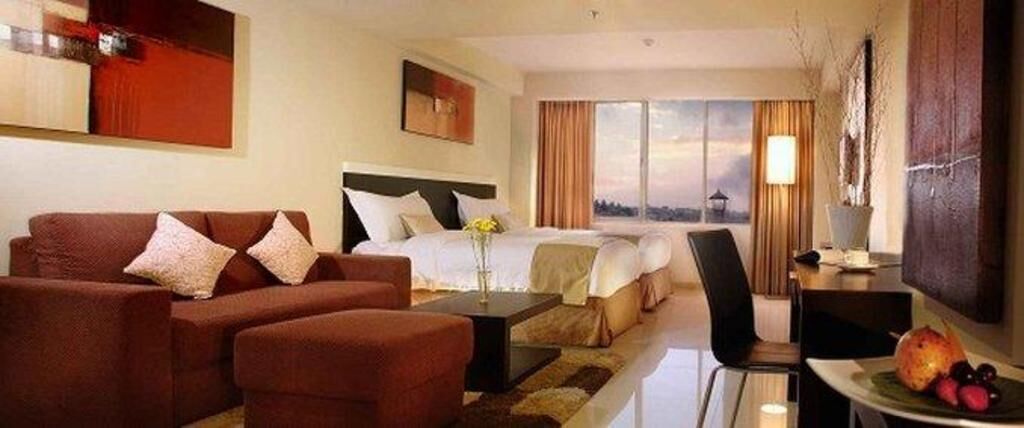 Sengetøy av topp kvalitet, senger med overmadrass og minibar