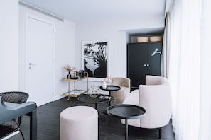 Suite | Minibar, in-room safe, soundproofing, iron/ironing board - Pillows City Hotel Brussels Centre (Brussels)