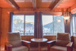 أغطية فراش متميزة وواي فاي مجانًا وملاءات أسرّة