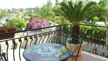 Double Room | Balcony