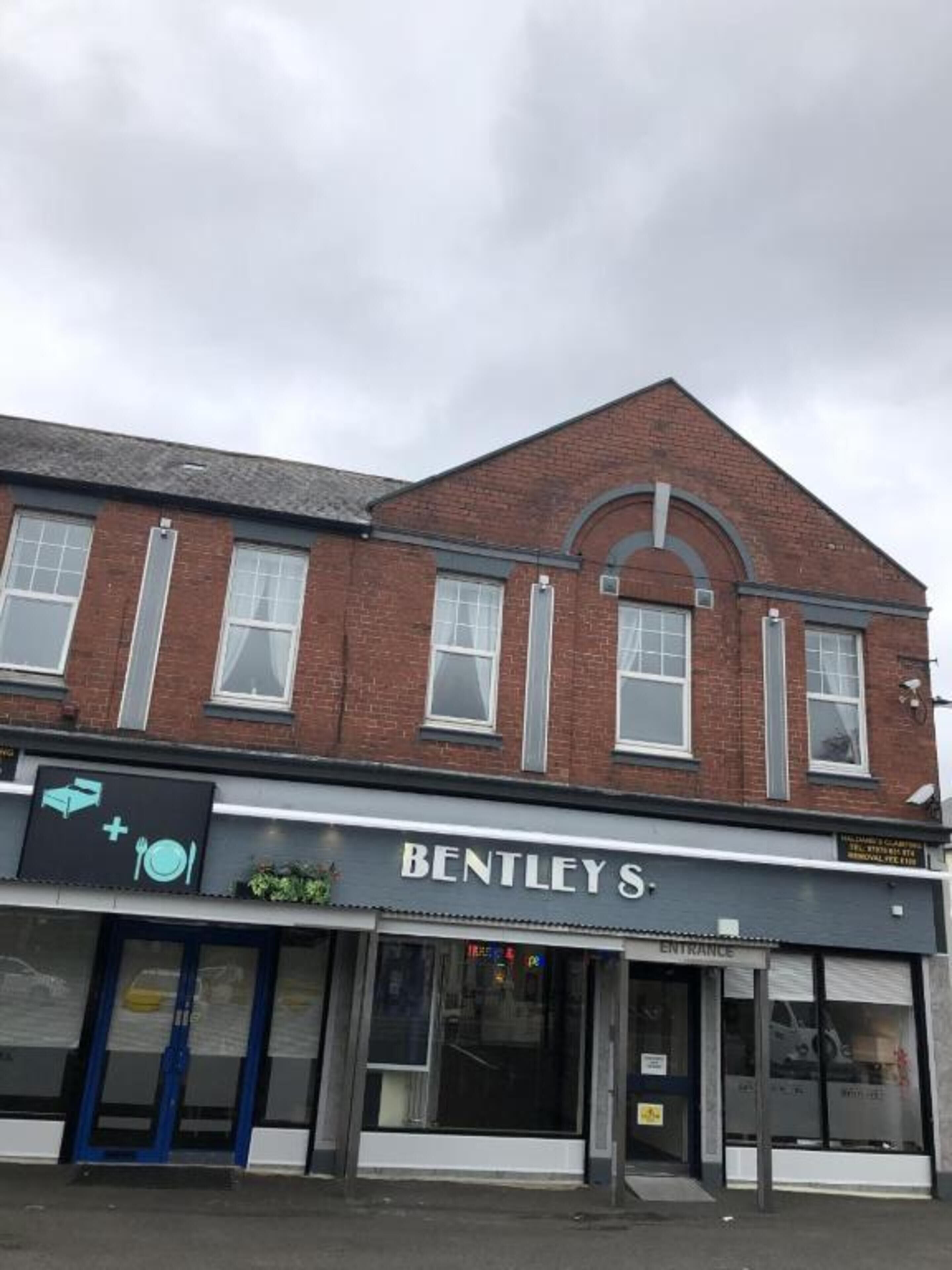 Photo - OYO The Bentleys Hotel