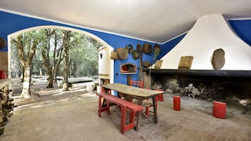 BBQ/picnic area