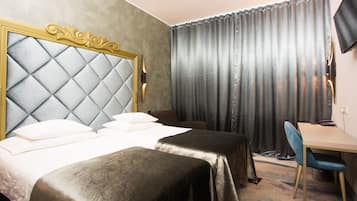 Standard Double or Twin Room | Premium bedding, minibar, in-room safe, desk