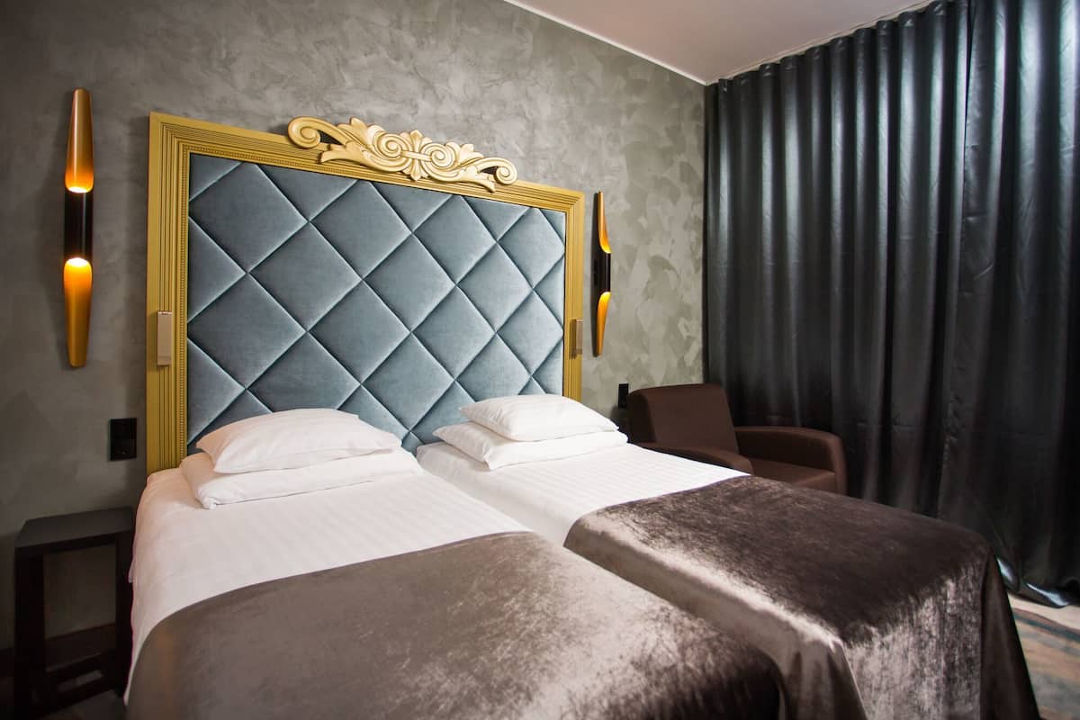 standard double or twin room | 1 bedroom, premium bedding, minibar, in-room safe