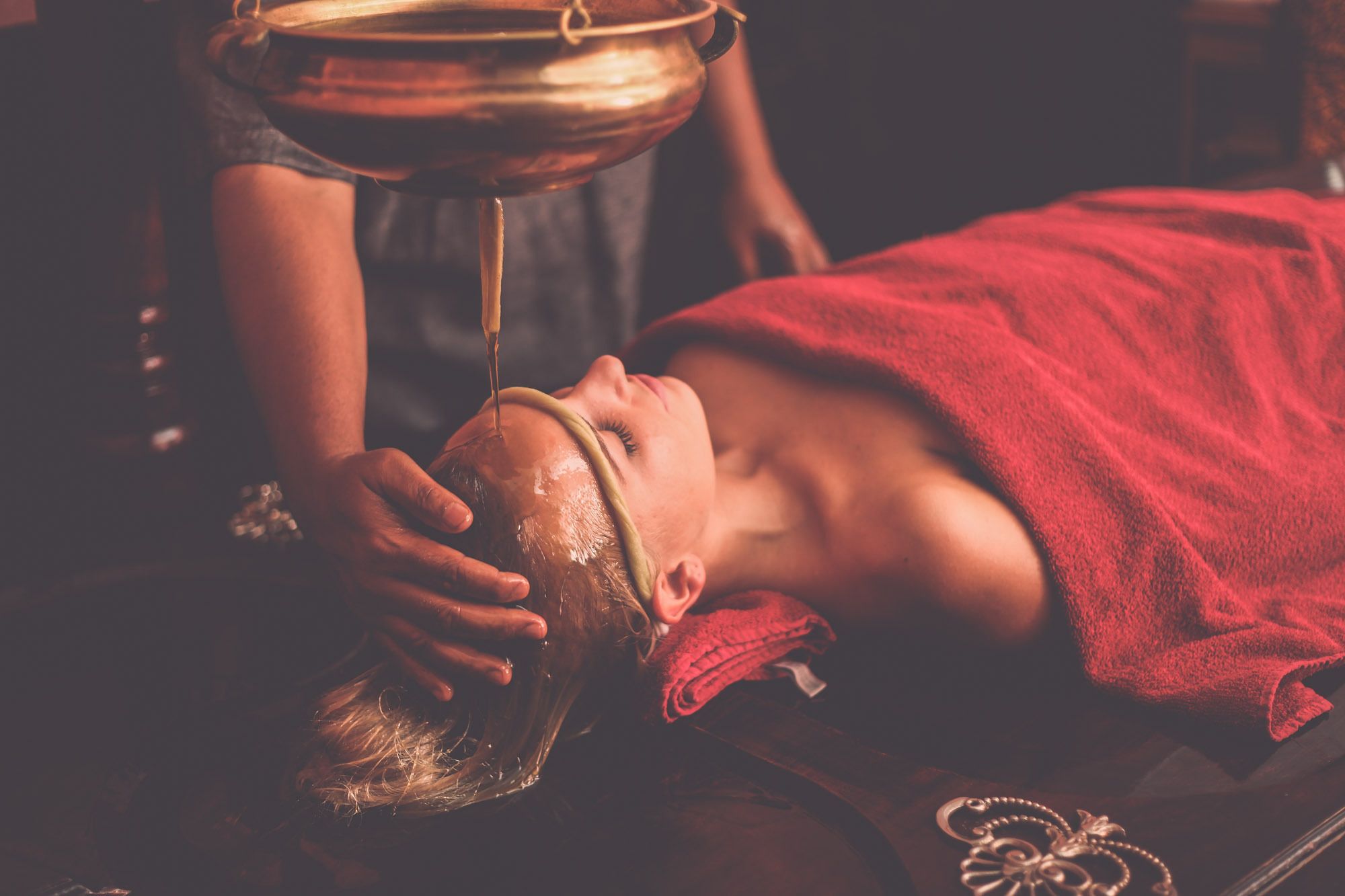 couples treatment room(s), body treatments, body wraps, facials