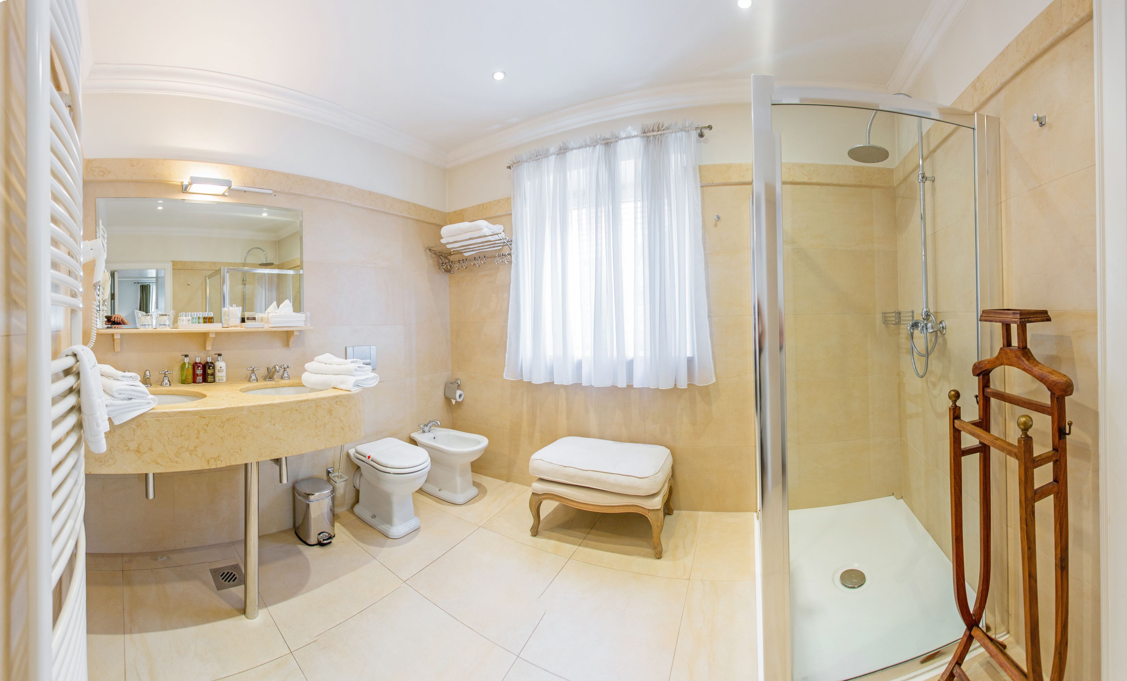 suite (master) | bathroom | free toiletries, hair dryer, bathrobes, slippers