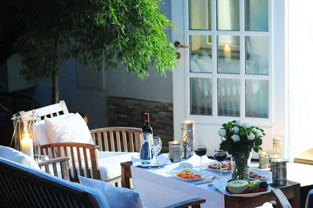 Lesar Hotel Angel