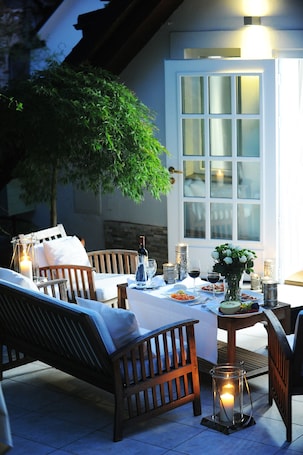 Penthouse | Tempur-Pedic beds, minibar, in-room safe, individually decorated