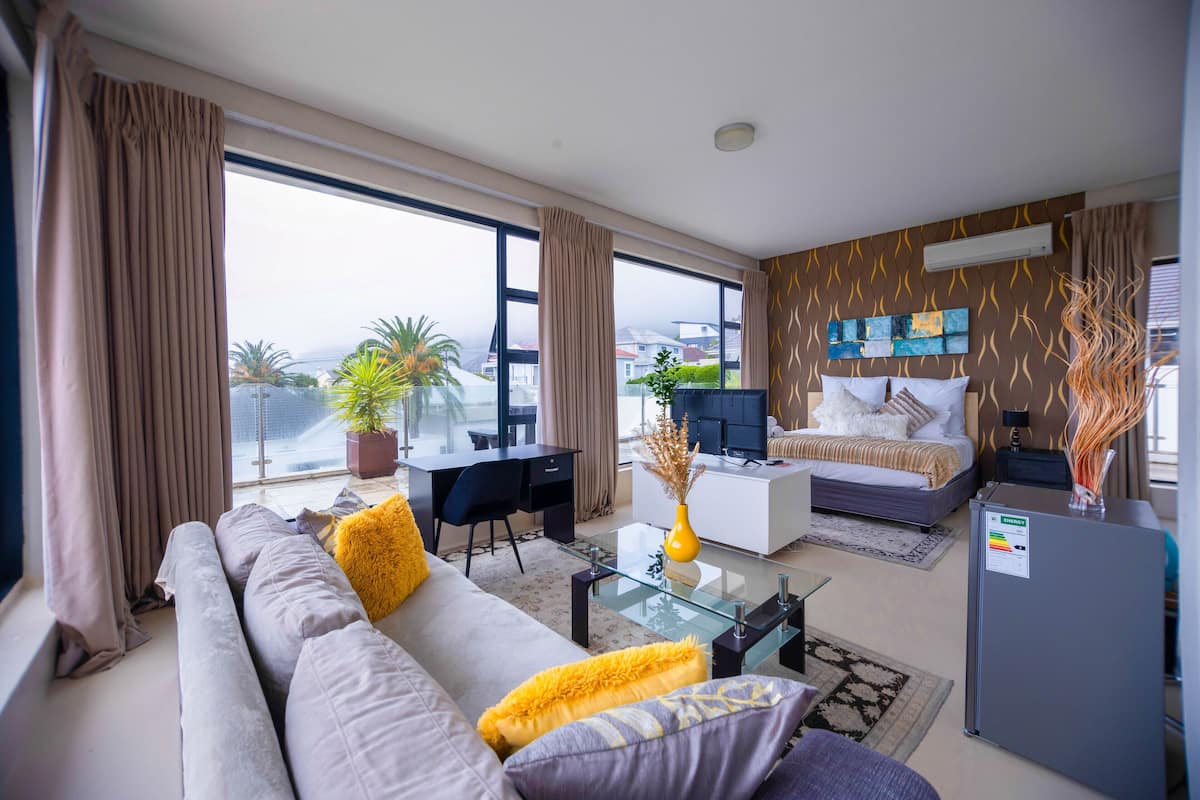 Sea-View Wing Suites Top Level (DELUXE) | Peralatan tempat tidur premium, gebar bulu kapas, busa memori 
