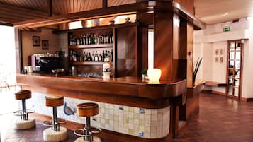 Bar (en el alojamiento)
