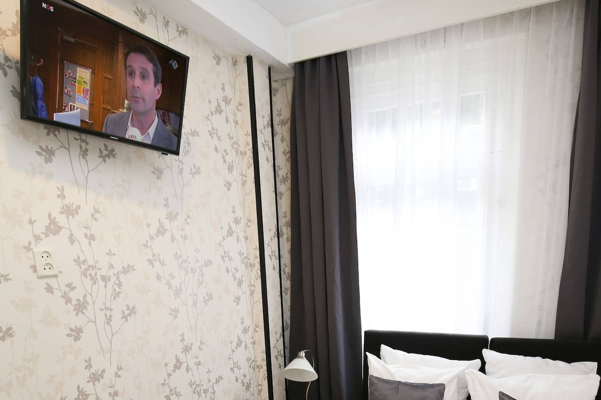 In-room safe, iron/ironing board (on request), WiFi (free)