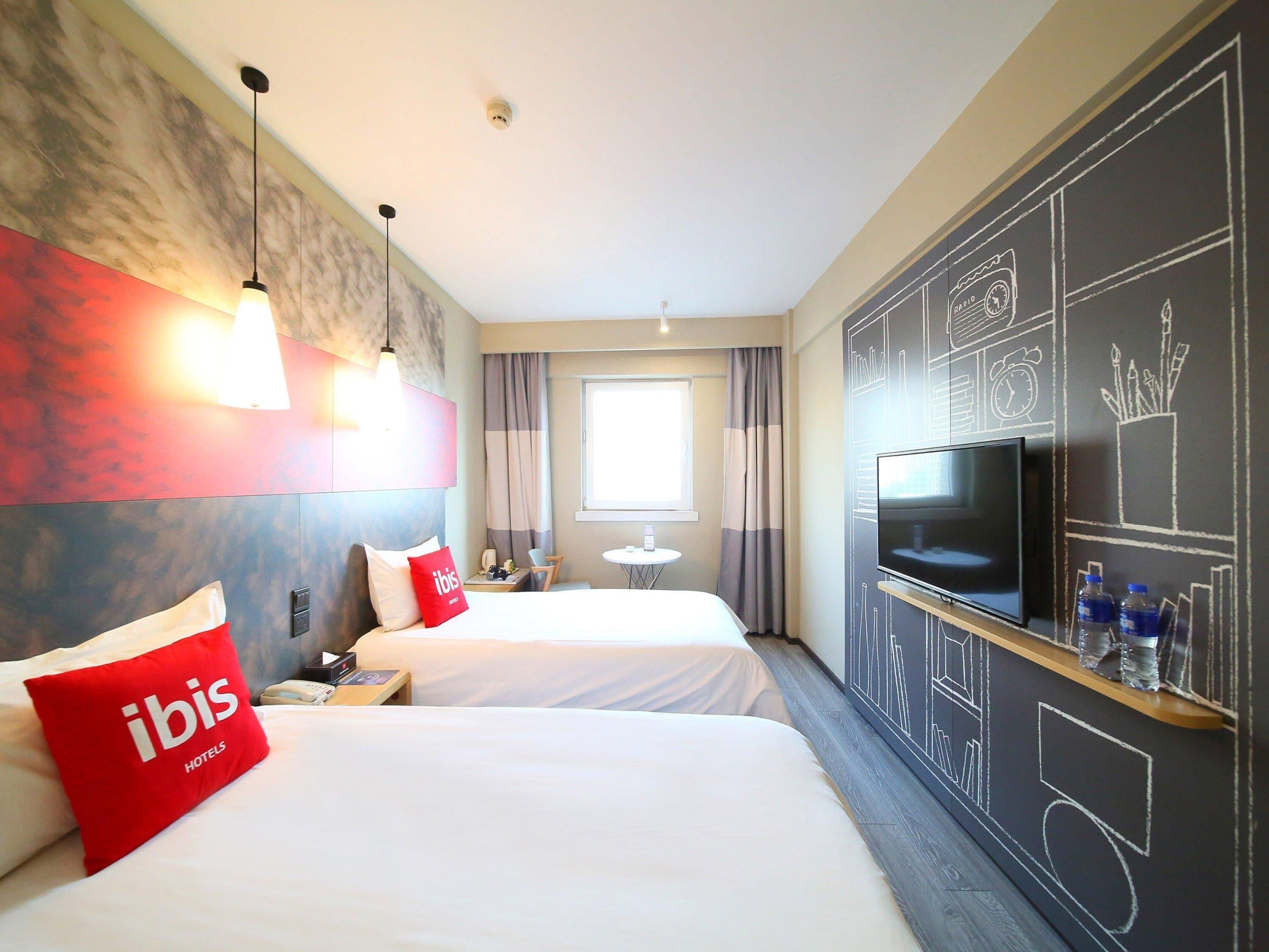 Superior Twin Room | In-room safe, desk, iron/ironing board, free WiFi