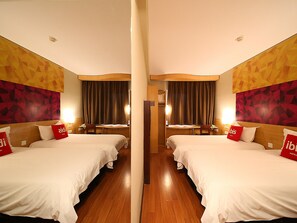 Standard Twin Room | In-room safe, desk, iron/ironing board, free WiFi - ibis Nanjing Zhonghua (Nanjing)