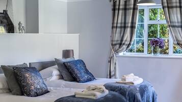 Luxury Twin Room, Ensuite | Pemandangan dari bilik