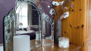 Luxury Double Room, Ensuite, Sea View (Rm 14)