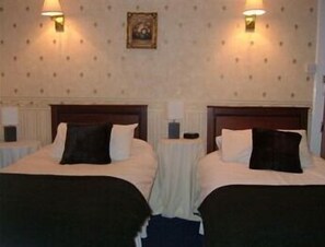 Double or Twin Room, Ensuite