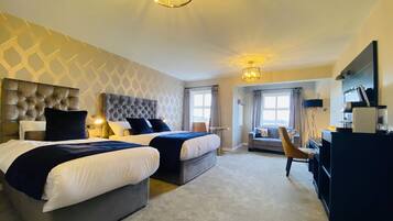 Family Room | In-room safe, desk, iron/ironing board, free WiFi