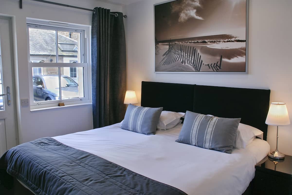Deluxe Double or Twin Room | Soundproofing, free WiFi, bed sheets