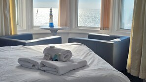 Deluxe Double Room, Sea View (Room 16) | Individually decorated, individually furnished, iron/ironing board - Bowie's Lodge (Blackpool)
