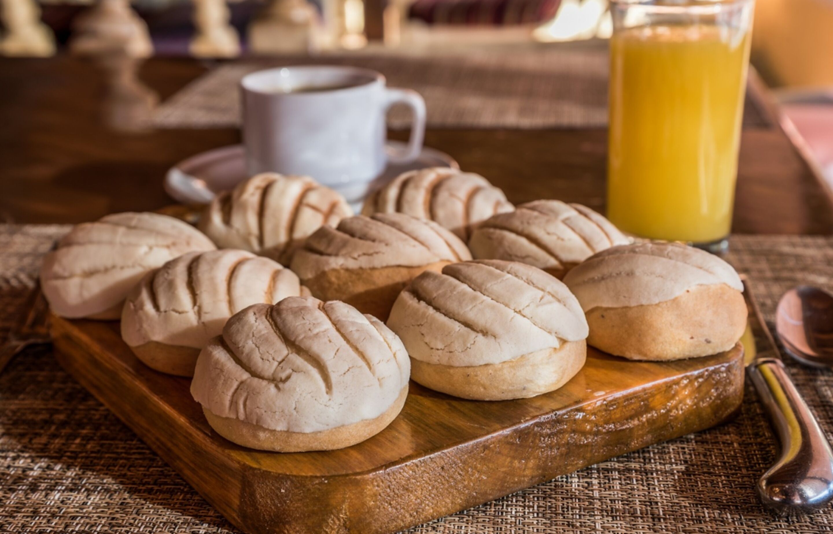 Daily buffet breakfast (MXN 250 per person)