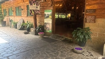 Café da manhã, almoço e jantar