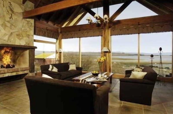 Lobby - Hostería Los Hielos (El Calafate)