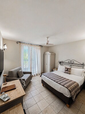 Triple Room | 10 bedrooms, premium bedding, down comforters, memory foam beds - Hotel Il Tiglio (Castel di Sangro)