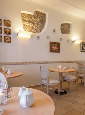 Free daily buffet breakfast  - Hotel Il Tiglio (Castel di Sangro)