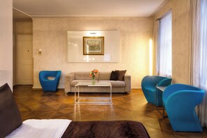 Literie de qualité supérieure, matelas Select Comfort, minibar