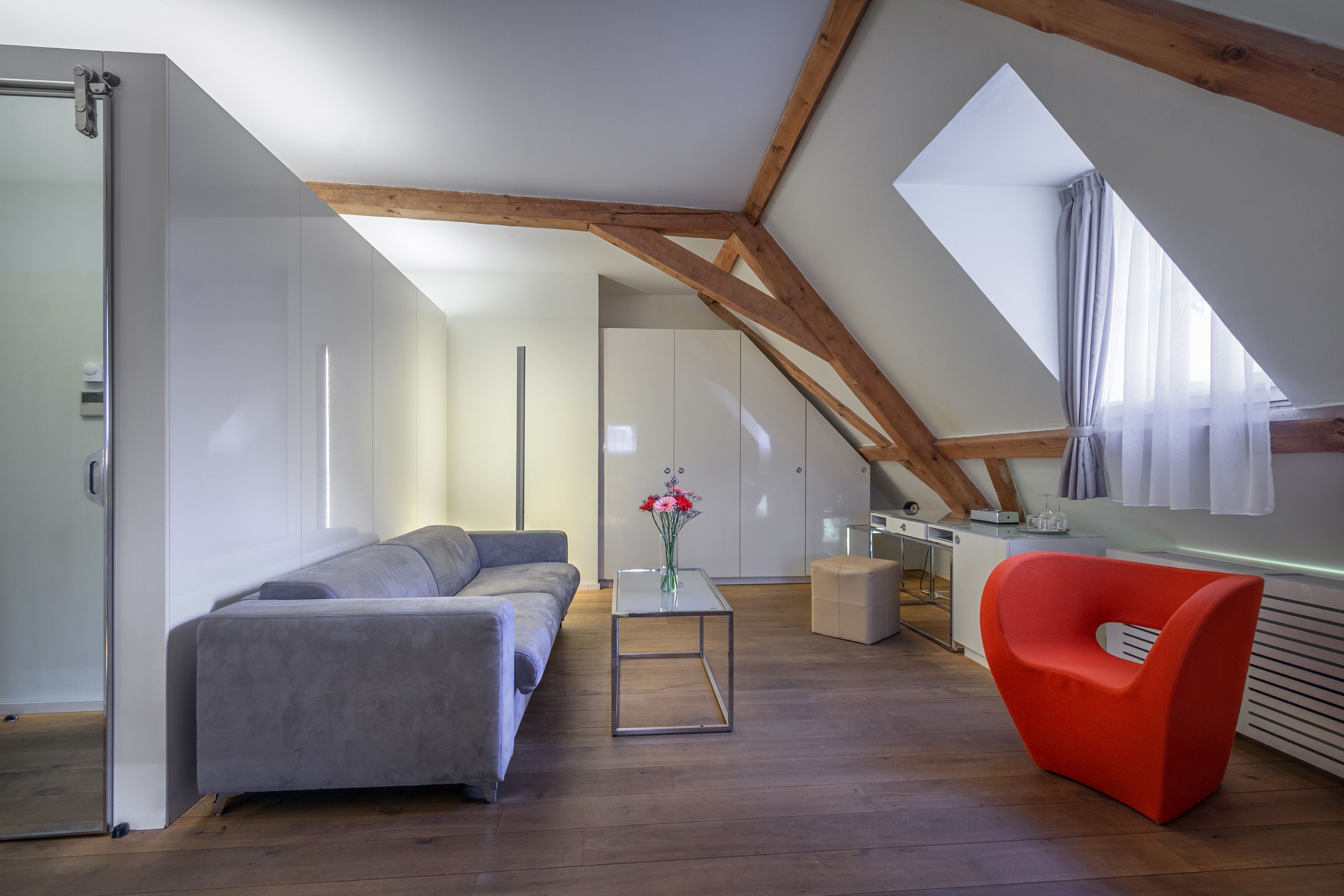 deluxe triple room | premium bedding, select comfort beds, minibar, in-room safe