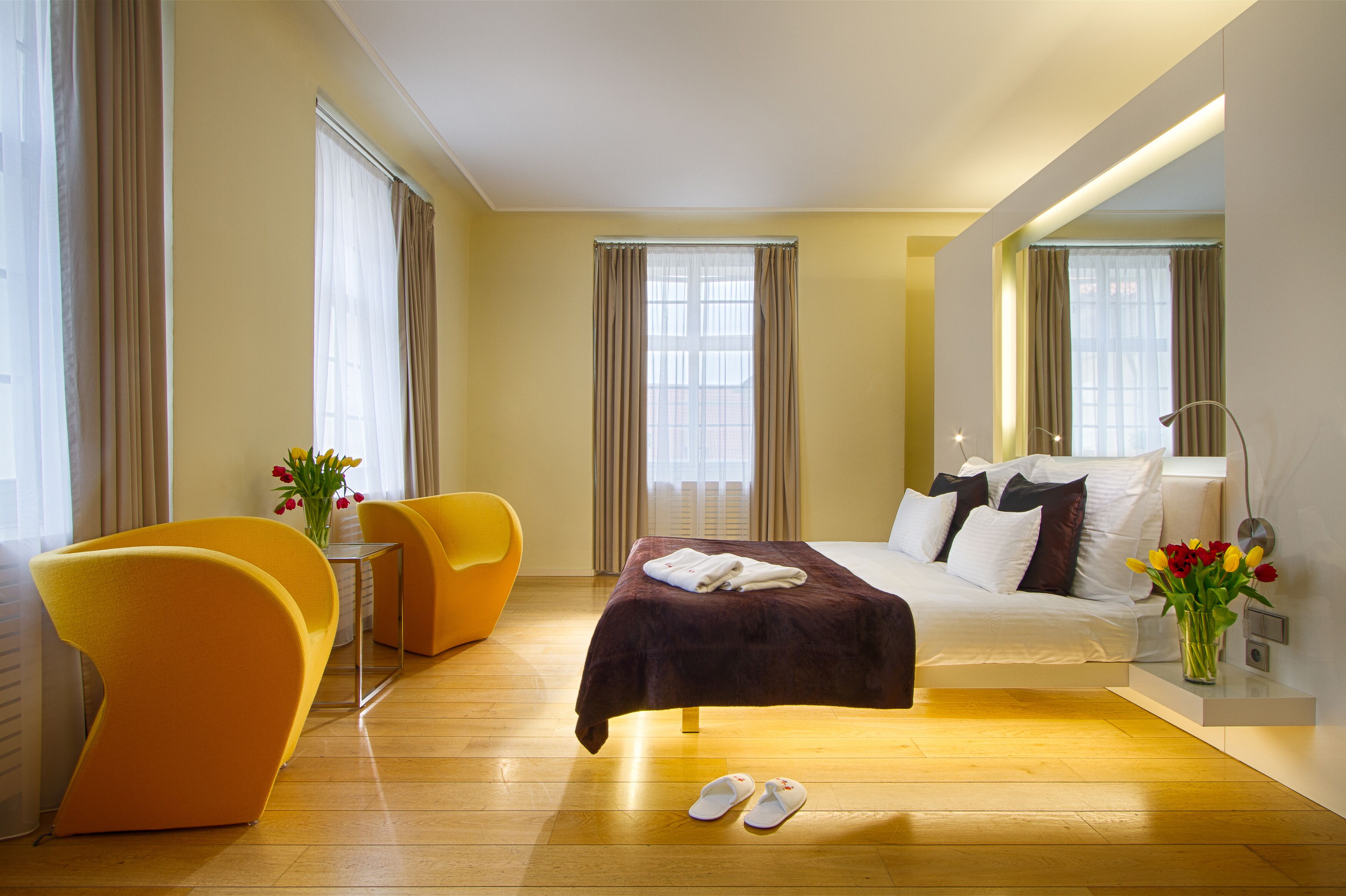 premium bedding, select comfort beds, minibar, in-room safe