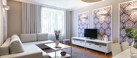 Apartment, 1 Bedroom, Balcony | 1 bedroom, minibar, in-room safe, individually decorated