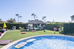Outdoor pool - Hotel Dom Vasco (Sines)