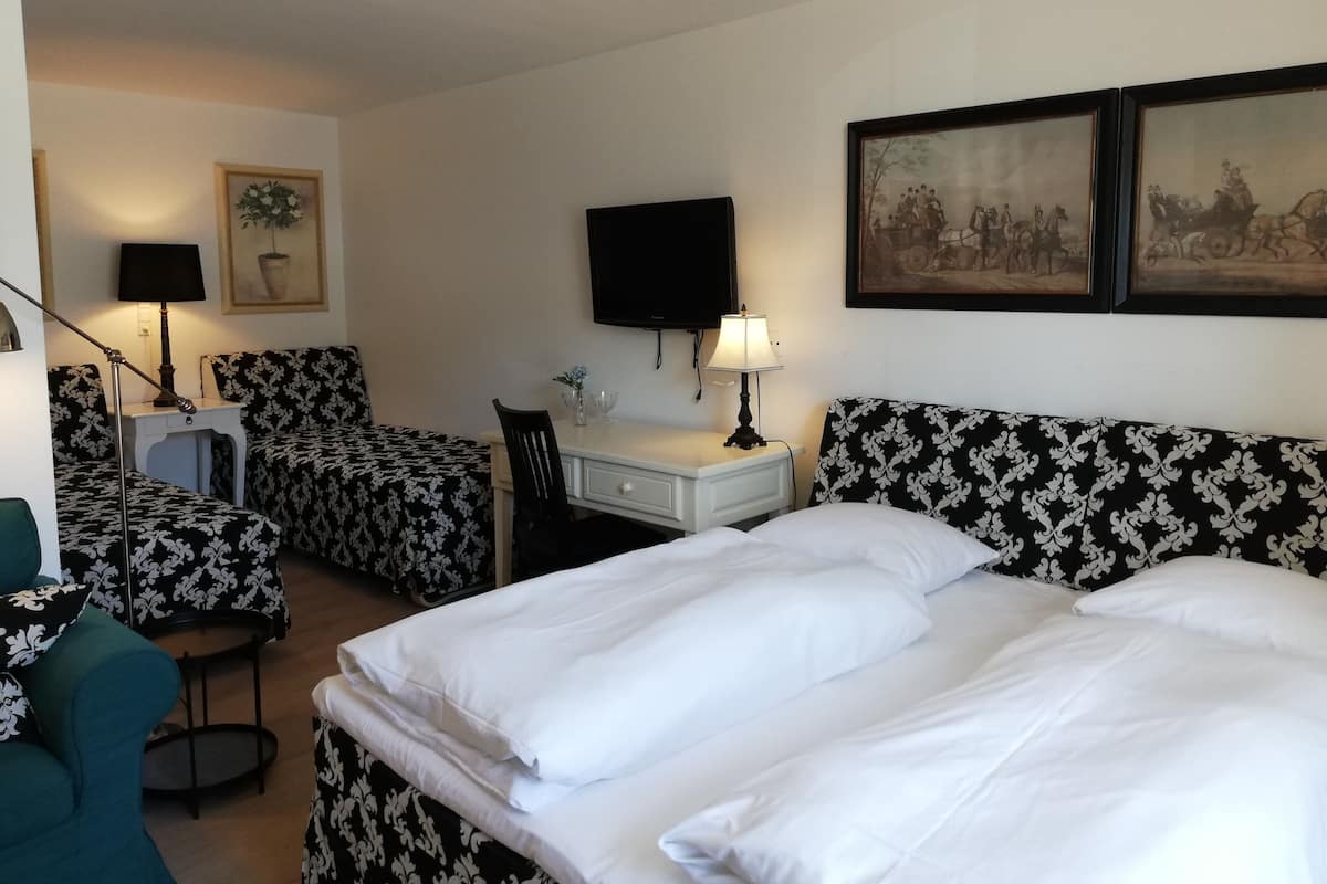 Vierpersoonskamer | 4 slaapkamers, hypoallergeen beddengoed, een minibar