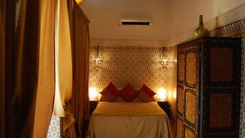 Select Comfort beds, in-room safe, desk, iron/ironing board