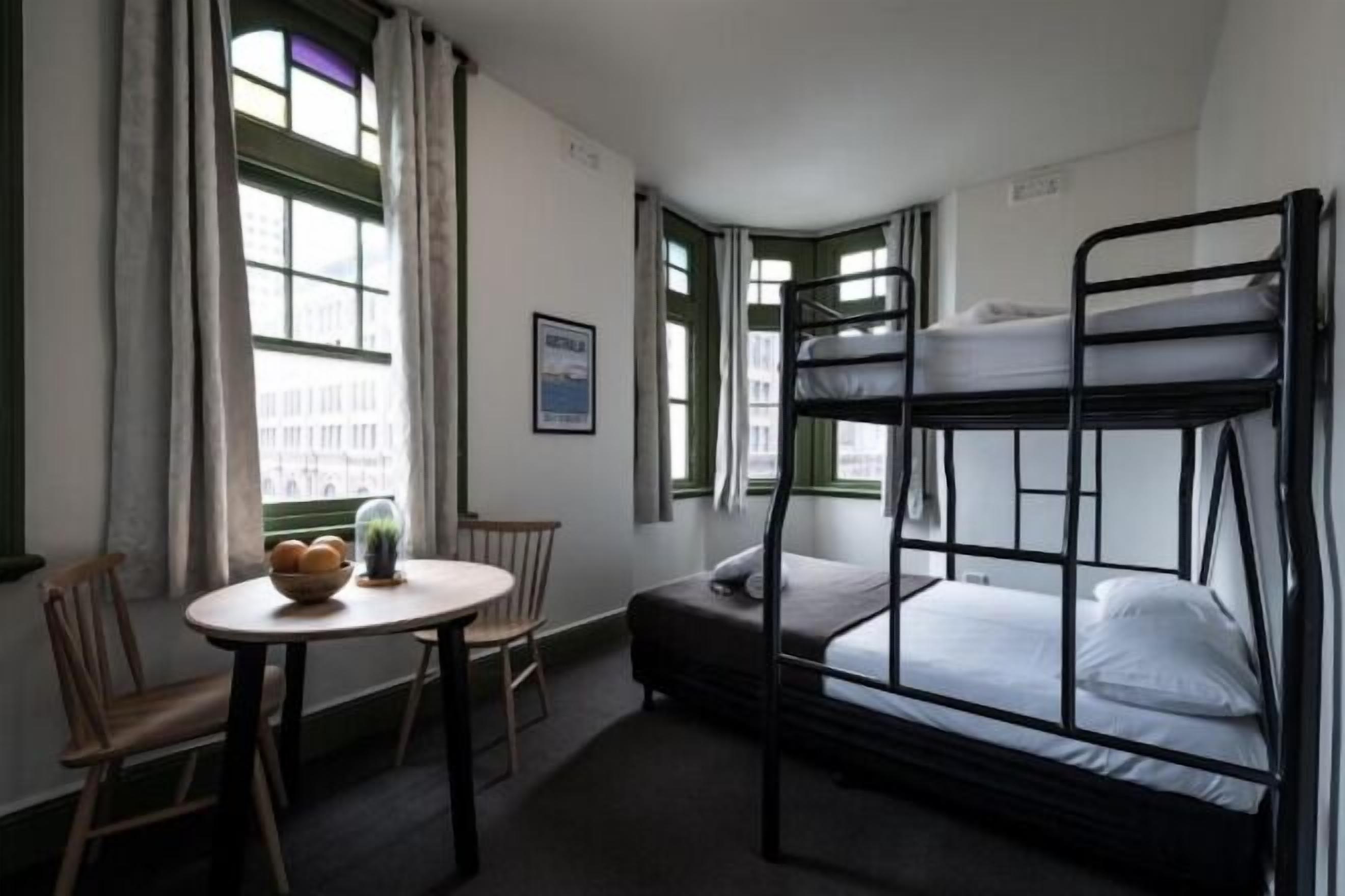 Literie de qualité supérieure, Wi-Fi gratuit, draps fournis