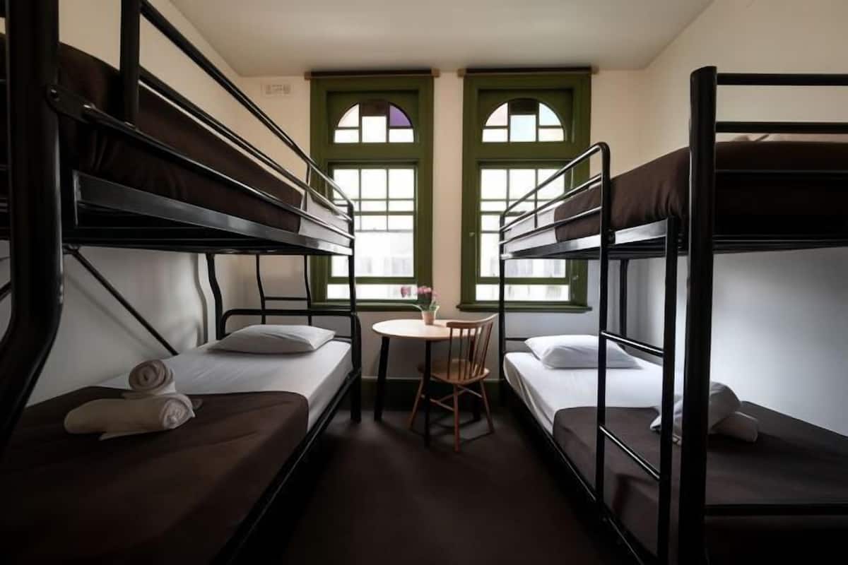 Ropa de cama de alta calidad, wifi gratis, ropa de cama