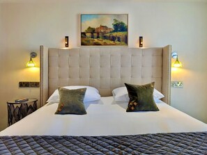 Double Room, Ensuite | Egyptian cotton sheets, individually decorated, individually furnished - The Cartford Inn (Preston)