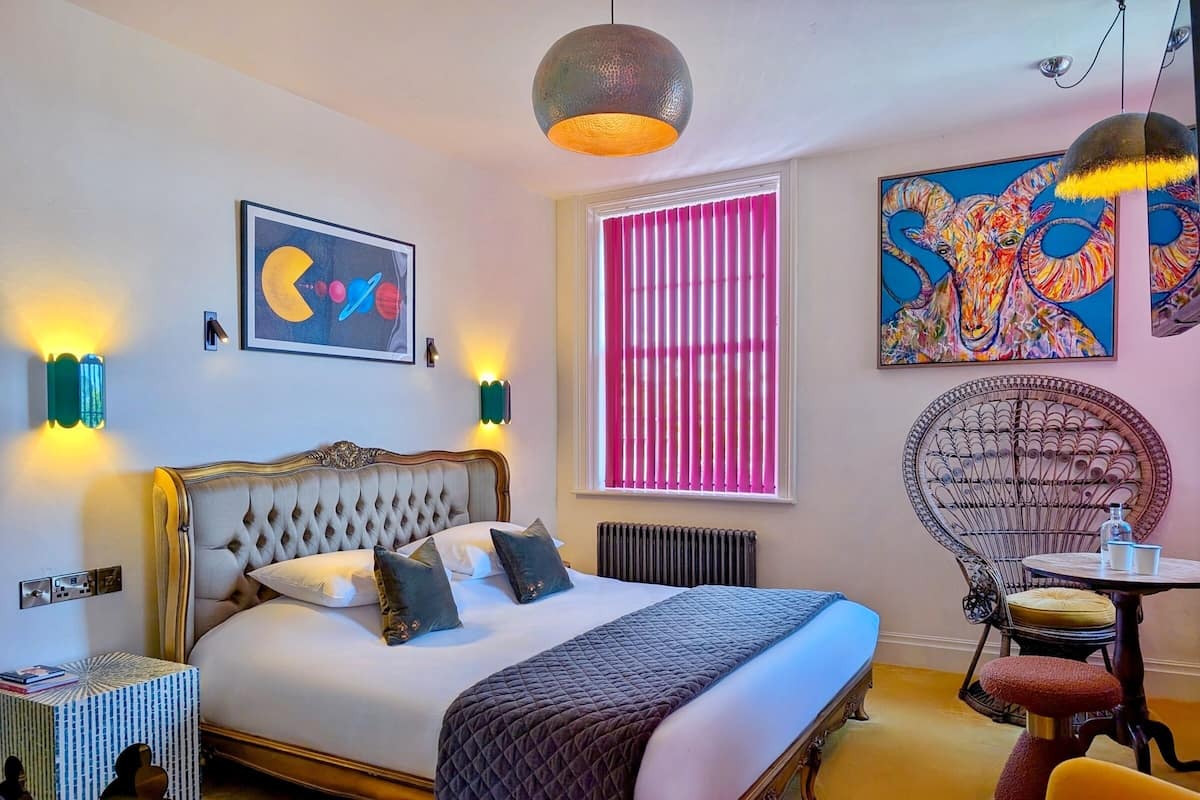 Suite Supérieure, salle de bains attenante