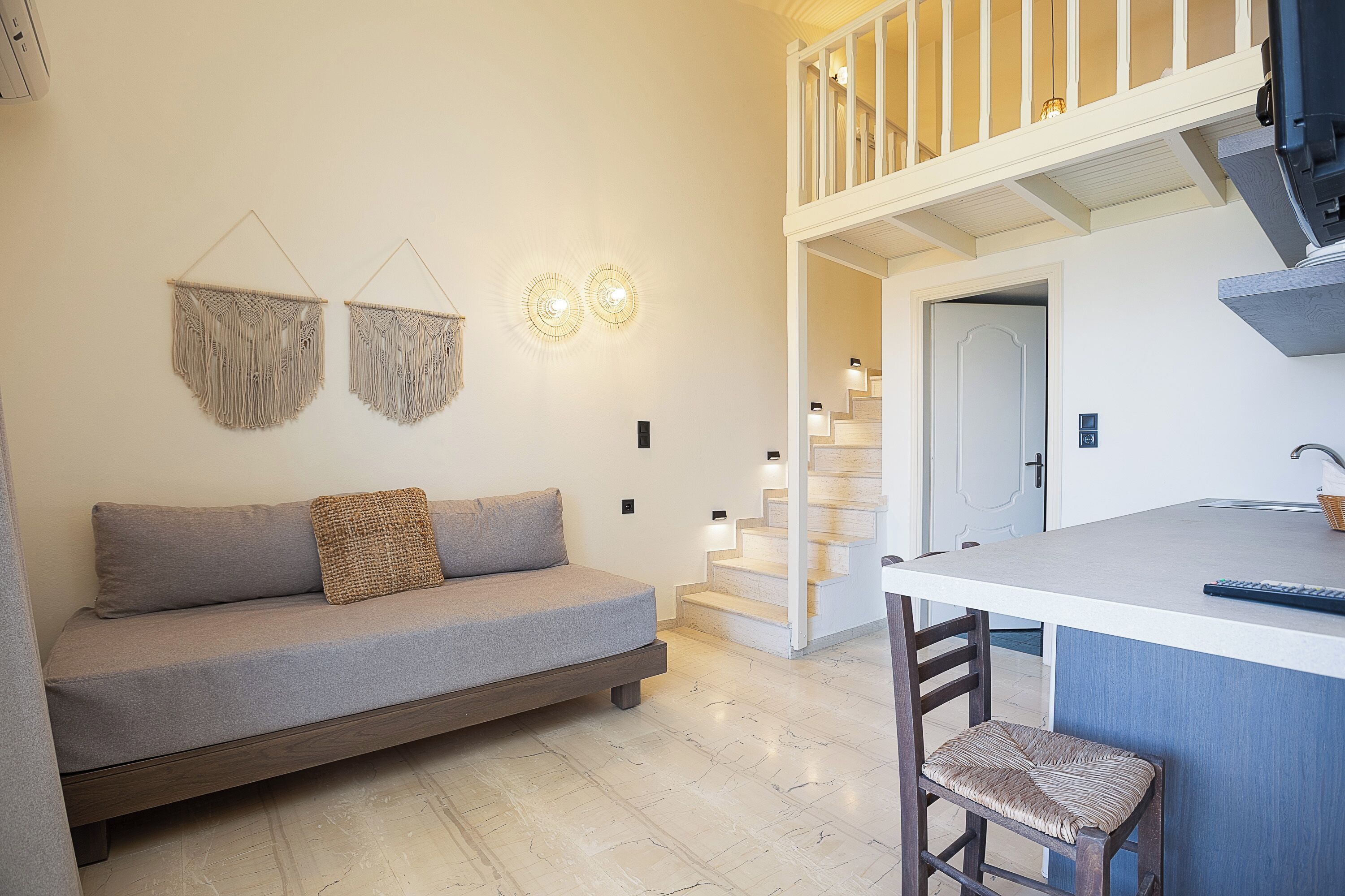 Duplex, Sea View | Living area