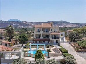 Property grounds - Lofos Panorama Apartments (Rethymno)