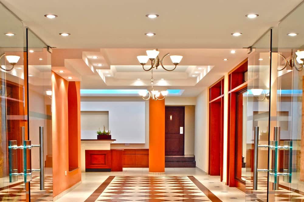 Pyramos Hotel