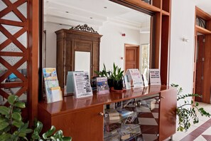 Interior detail - Pyramos Hotel (Paphos)
