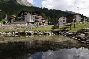 Exterior - Hotel Restaurant Mattmarkblick (Saas Almagell)