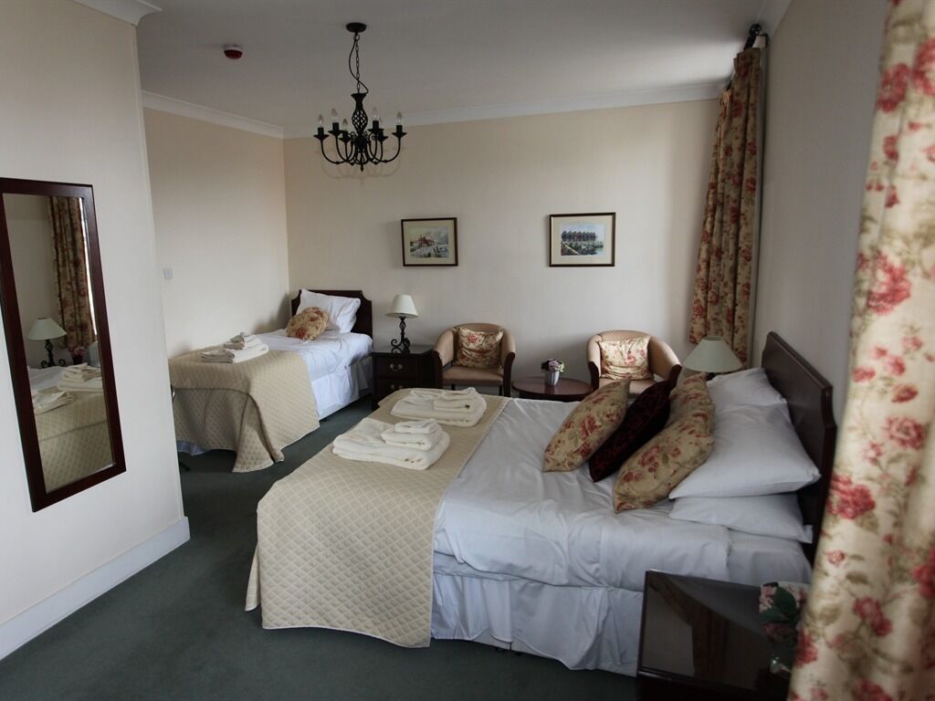 Double or Twin Room, Ensuite