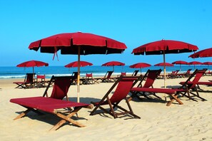 Privatstrand in der Nähe, kostenloser Shuttle zum Strand, Liegestühle