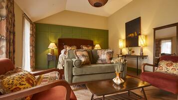 Dobbeltrom – junior, 1 kingsize-seng, hageutsikt | Sengetøy i egyptisk bomull, sengetøy av topp kvalitet og minibar