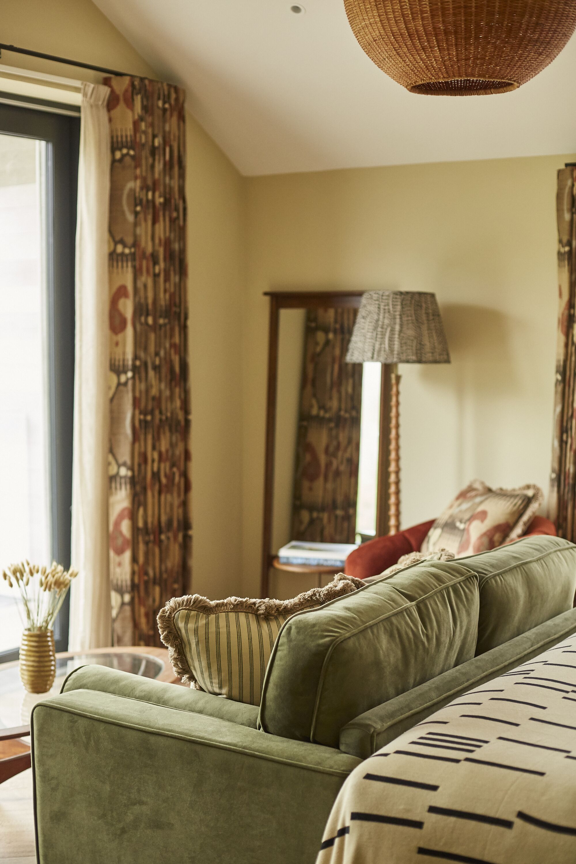 egyptian cotton sheets, premium bedding, minibar, in-room safe