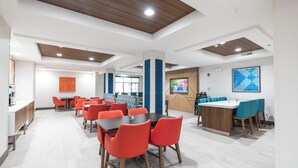 Bao gồm bữa sáng buffet
