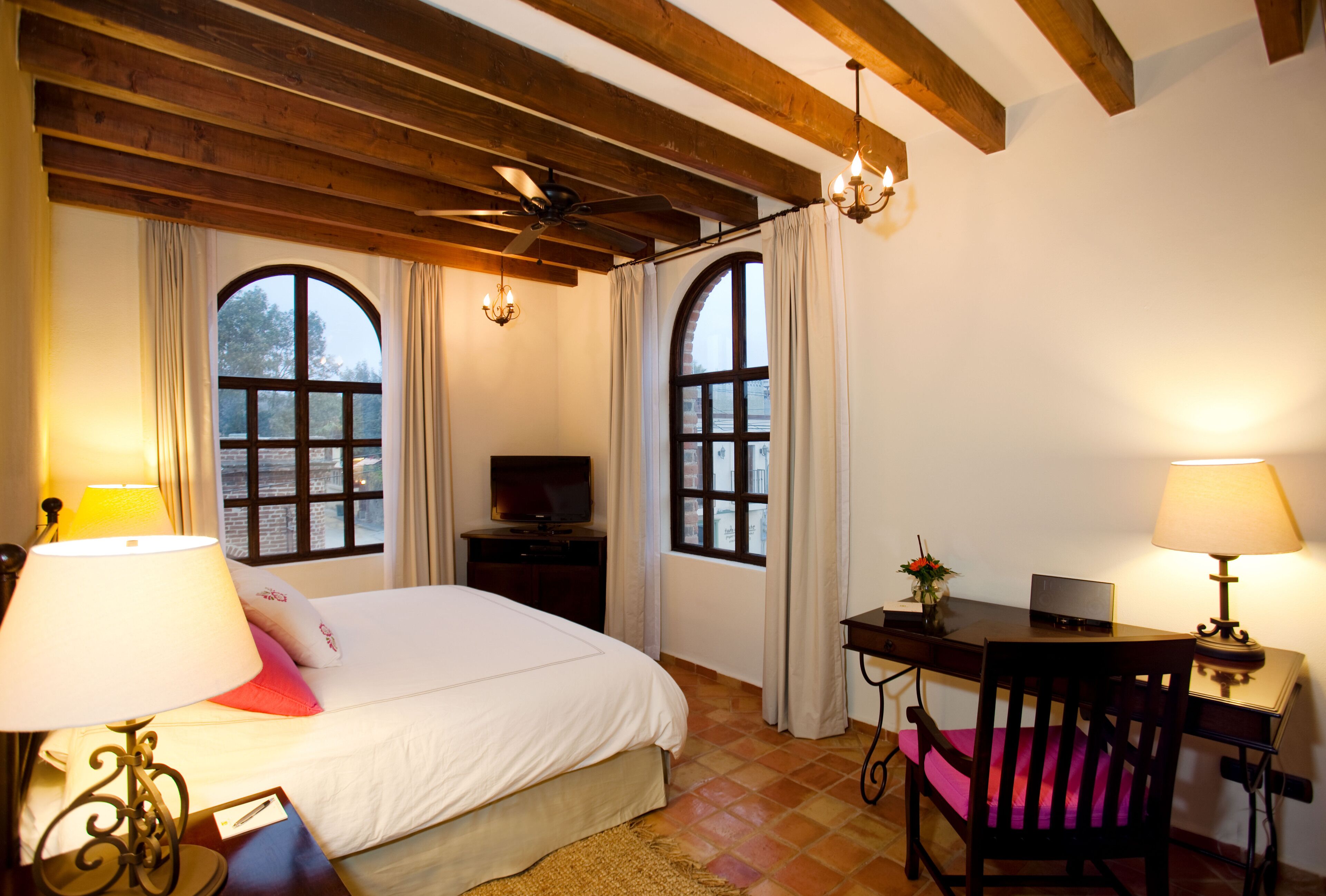 classic room | egyptian cotton sheets, premium bedding, down duvets